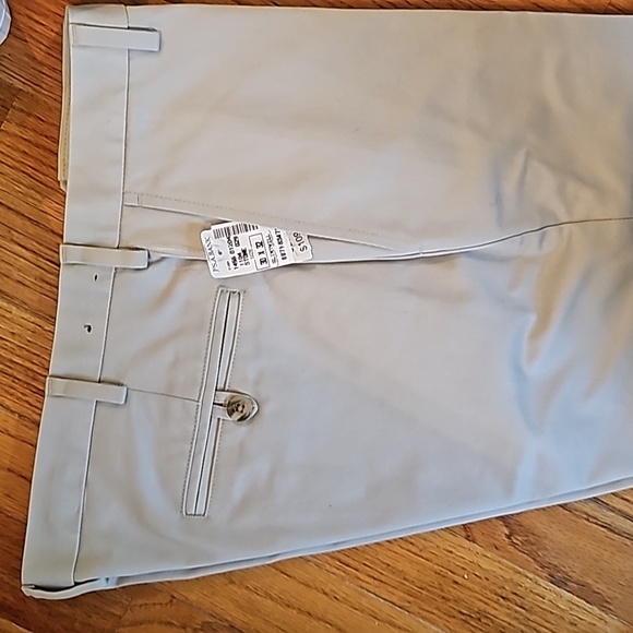 🧍♂️NEW WITH TAGS! Jos. A. Bank size 30W x 32L light khaki pants - Picture 2 of 12